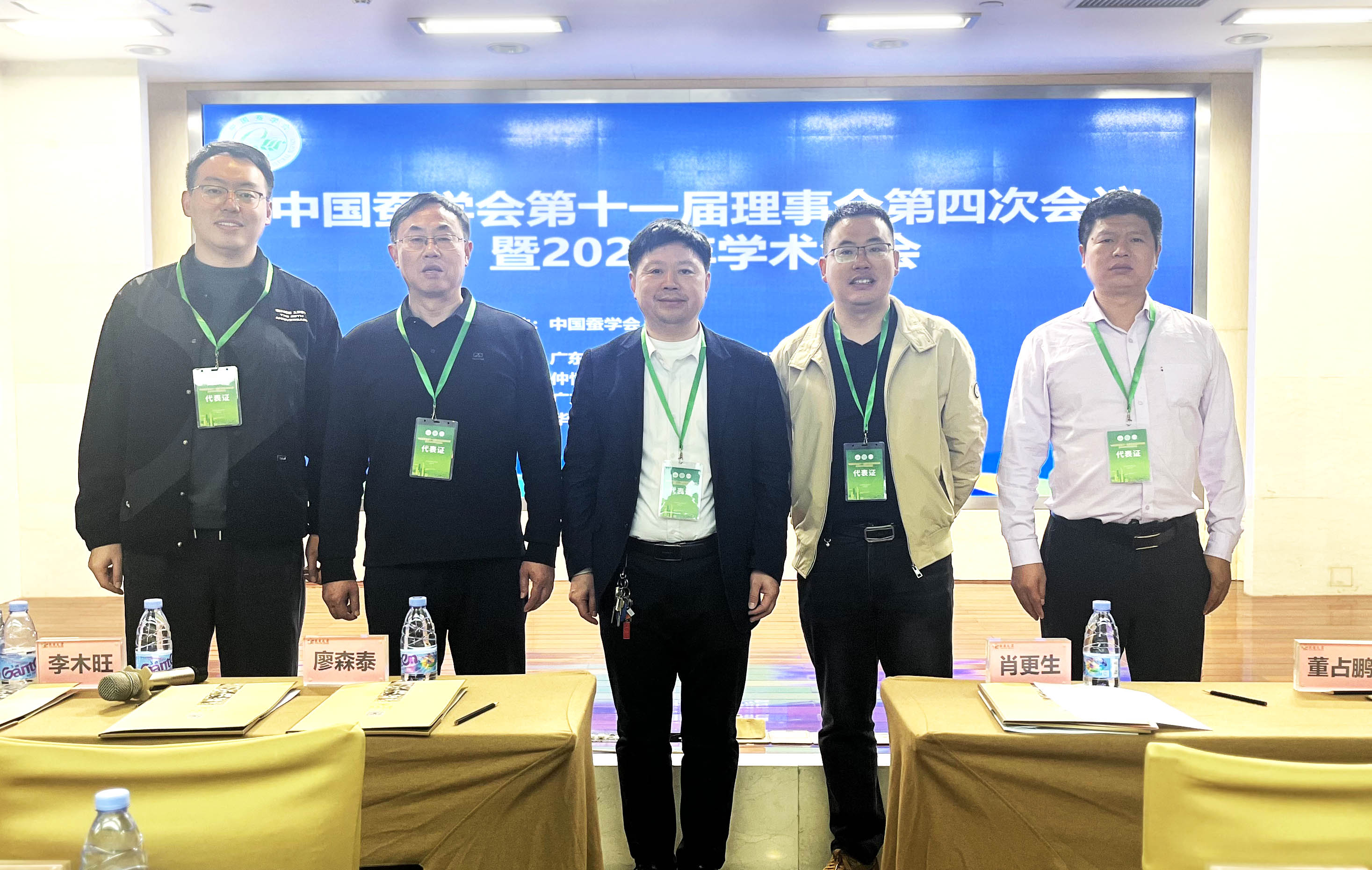 1765165796812742.jpg 1.jpg